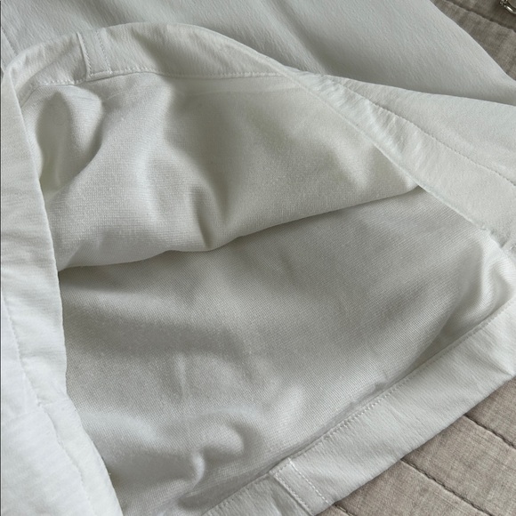 Lululemon dance studio white high rise lined casual shorts 6 - Picture 6 of 14